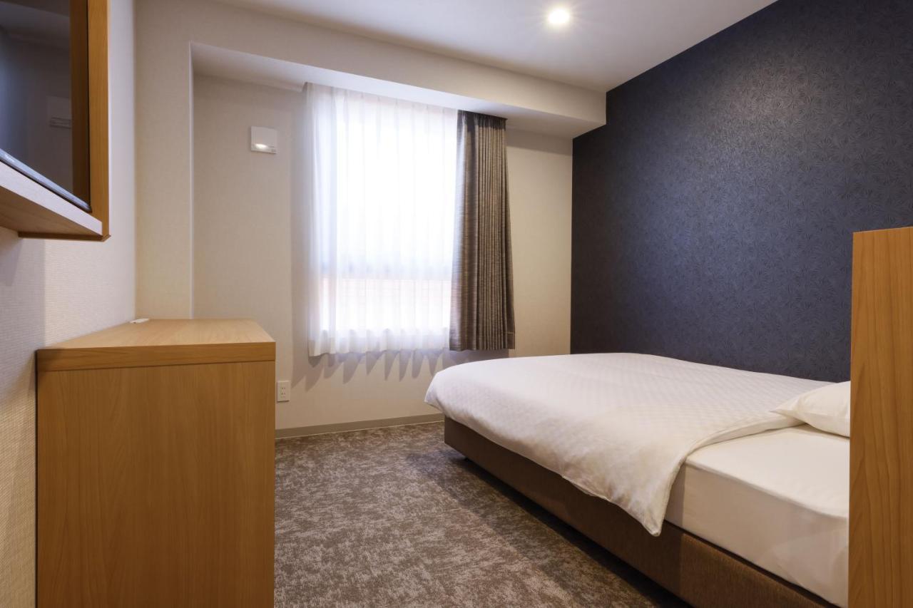 Plum Hotel Осака Экстерьер фото